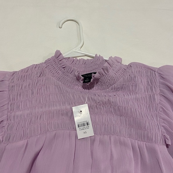 Ann Taylor Flowy Top - NWT - light purple / pink - Picture 2 of 2